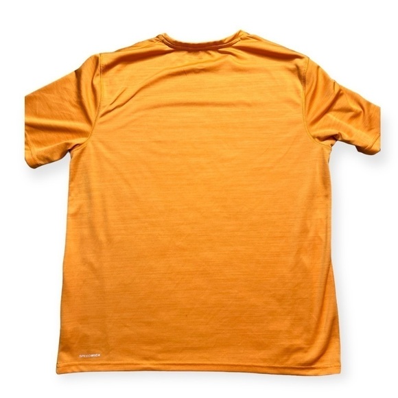 Reebok Orange sports shirt - Picture 2 of 8